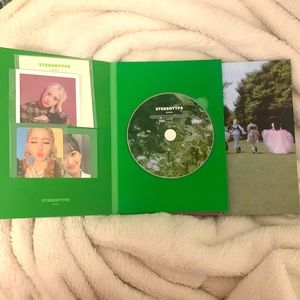 STAYC Stereotype Album Type B